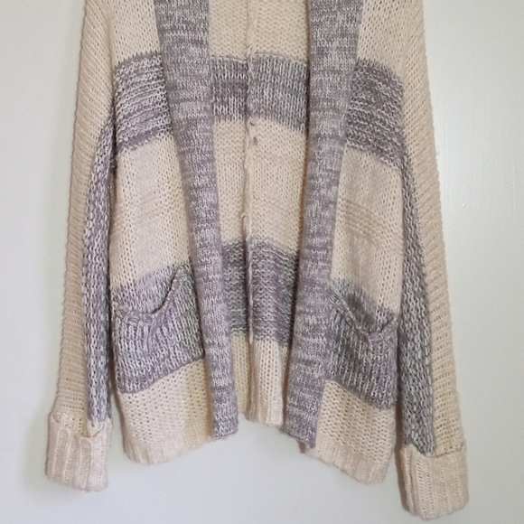 Skies are Blue drop shoulder open cardigan with patch pockets women's size M - Picture 2 of 9